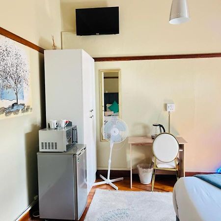 St Eve Lodge & Spa ブルームフォンテーン エクステリア 写真