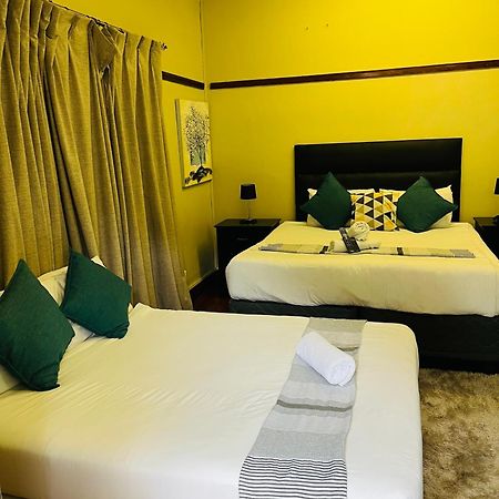 St Eve Lodge & Spa ブルームフォンテーン エクステリア 写真