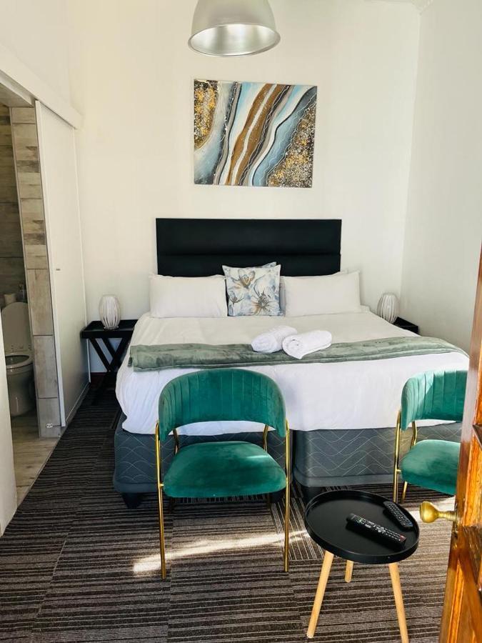 St Eve Lodge & Spa ブルームフォンテーン エクステリア 写真